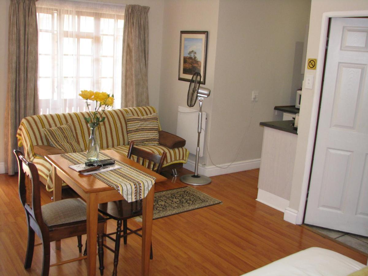 Kaiser'S B&B Grahamstown Εξωτερικό φωτογραφία